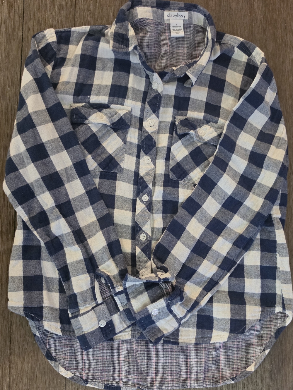 Dizzy Lizzy Women's Navy and White Plaid Button-Up Shirt